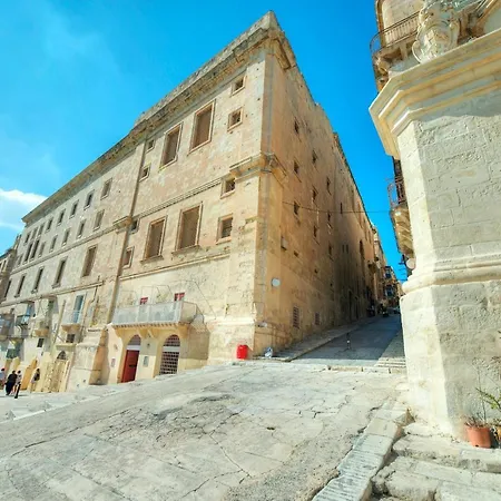 1bedroom-stunning Views In Center Jspi1-1 * Valletta